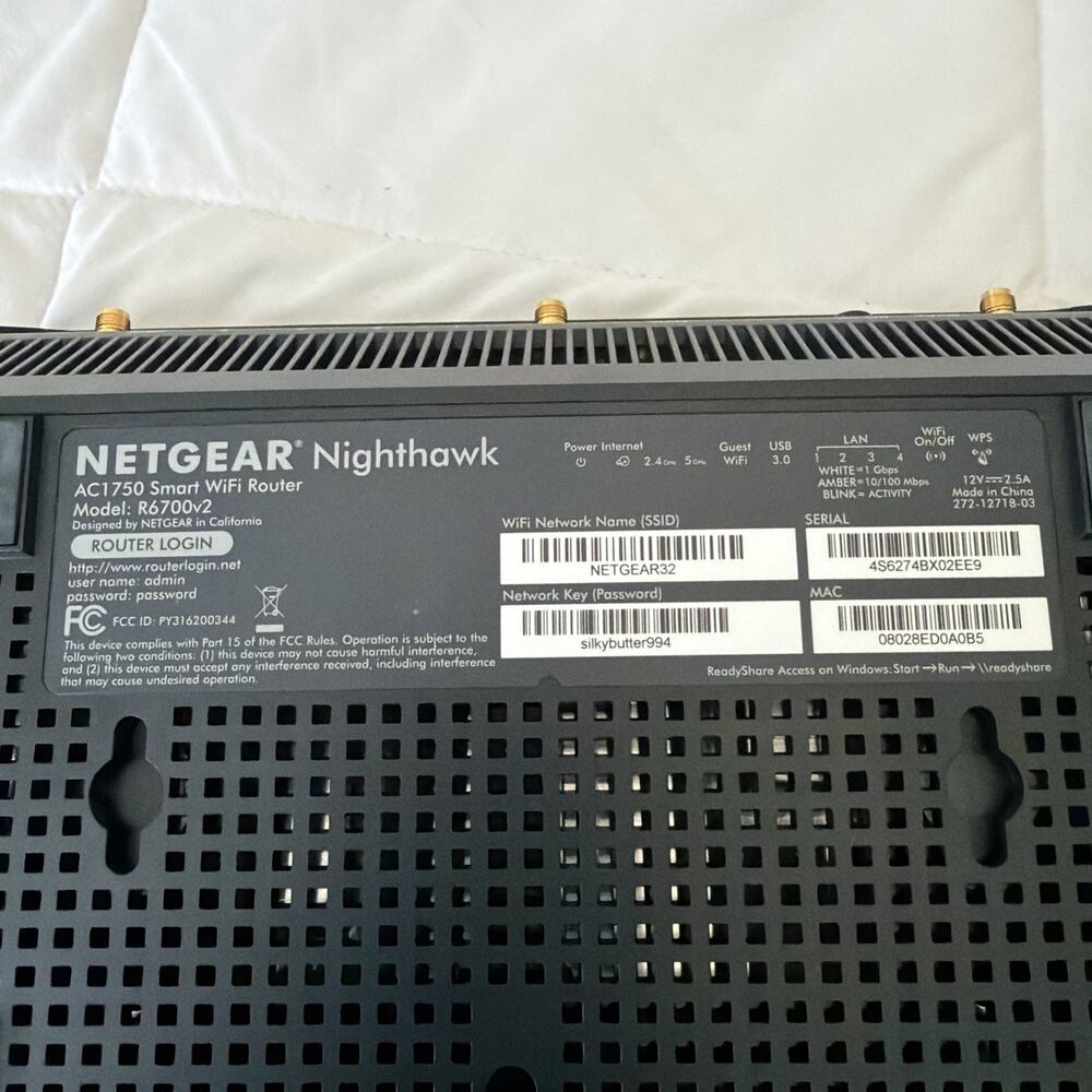 NETGEAR Nighthawk AC1750 Smart WiFi Router R6700 - Picture 6 of 11